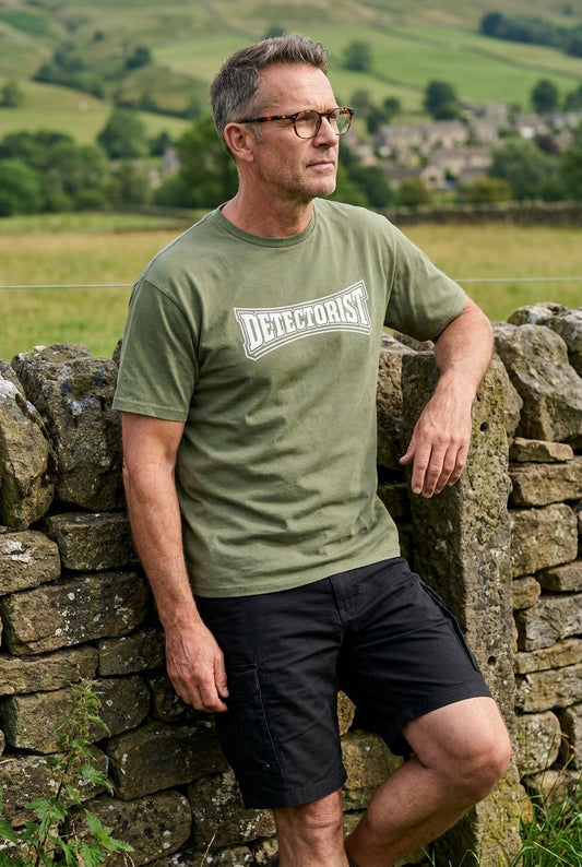 "Detectorist" White Logo